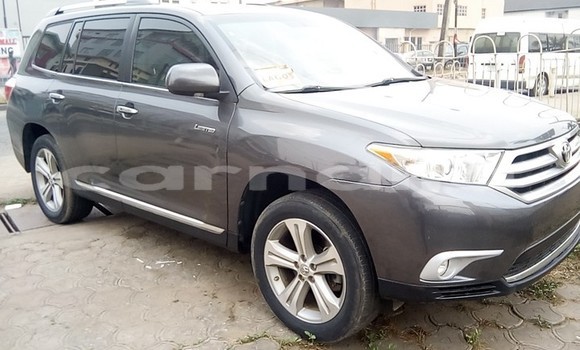 Acheter Occasion Voiture Toyota Highlander Gris à Lagos, État de Lagos Acheter Occasion Voiture Toyota Highlander Gris à Lagos, État de Lagos