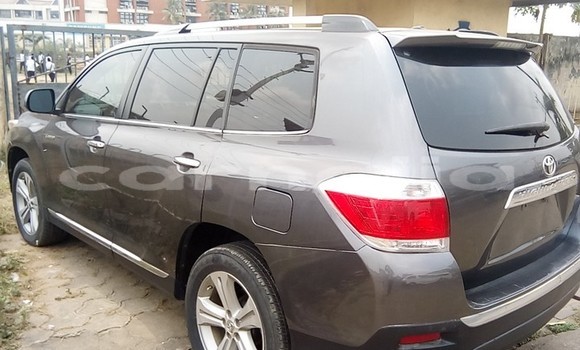 Acheter Occasion Voiture Toyota Highlander Gris à Lagos, État de Lagos Acheter Occasion Voiture Toyota Highlander Gris à Lagos, État de Lagos