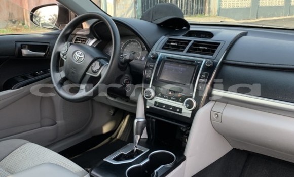 Buy Used Toyota Camry Beige Car in Lagos in Lagos State Buy Used Toyota Camry Beige Car in Lagos in Lagos State