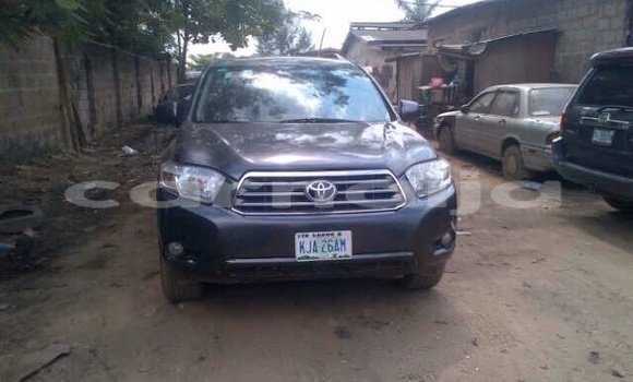 Acheter Occasion Voiture Toyota Highlander Gris à Lagos, État de Lagos