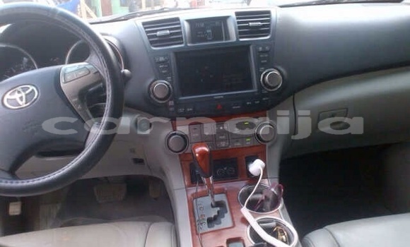 Acheter Occasion Voiture Toyota Highlander Gris à Lagos, État de Lagos Acheter Occasion Voiture Toyota Highlander Gris à Lagos, État de Lagos