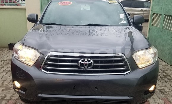 Acheter Occasion Voiture Toyota Highlander Beige à Lagos, État de Lagos
