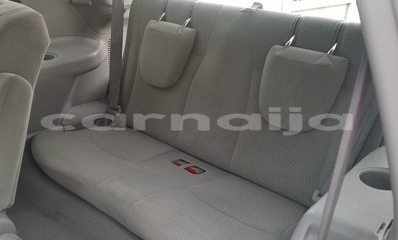Buy Used Toyota Highlander Beige Car in Lagos in Lagos State Buy Used Toyota Highlander Beige Car in Lagos in Lagos State