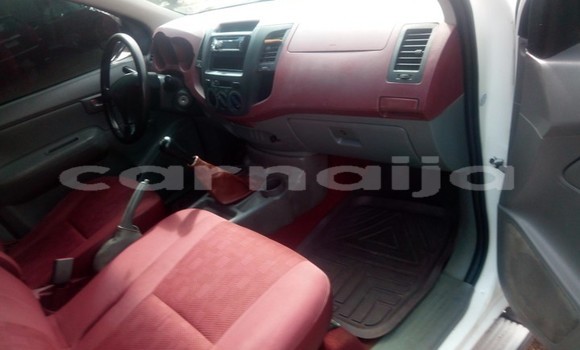 Acheter Occasion Voiture Toyota Hilux Blanc à Lagos, État de Lagos Acheter Occasion Voiture Toyota Hilux Blanc à Lagos, État de Lagos