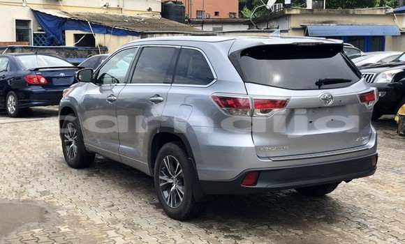 Buy Used Toyota Highlander Silver Car in Lagos in Lagos State Buy Used Toyota Highlander Silver Car in Lagos in Lagos State