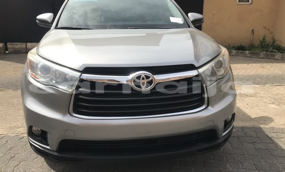 Buy Used Toyota Highlander Silver Car in Lagos in Lagos State Buy Used Toyota Highlander Silver Car in Lagos in Lagos State