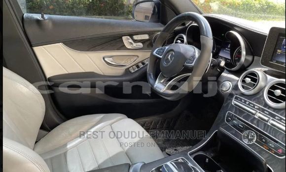 Acheter Occasion Voiture Mercedes-Benz 300CD Blanc à Abaji, Territoire de la capitale fédérale Acheter Occasion Voiture Mercedes-Benz 300CD Blanc à Abaji, Territoire de la capitale fédérale