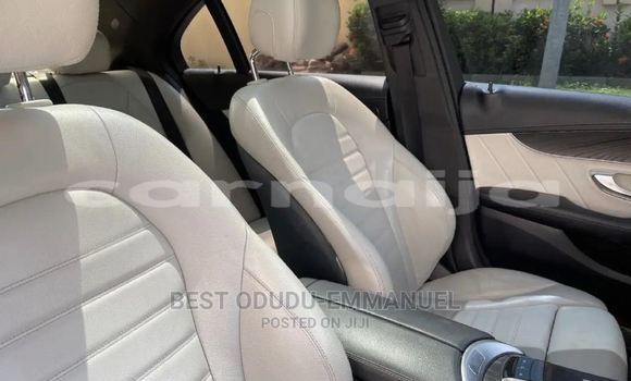 Acheter Occasion Voiture Mercedes-Benz 300CD Blanc à Abaji, Territoire de la capitale fédérale Acheter Occasion Voiture Mercedes-Benz 300CD Blanc à Abaji, Territoire de la capitale fédérale