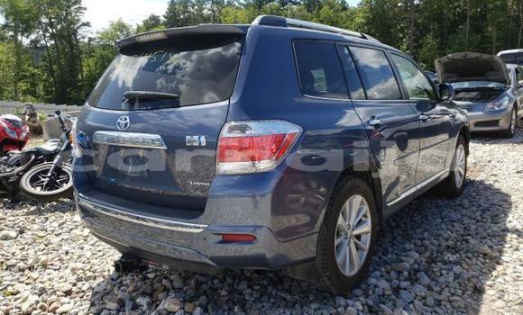 Buy New Toyota Highlander Black Car in Badagry in Lagos State Buy New Toyota Highlander Black Car in Badagry in Lagos State