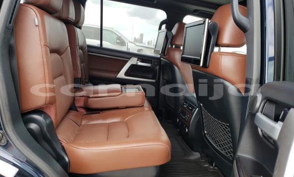 Acheter Neuf Voiture Toyota Land Cruiser Noir à Badagry, État de Lagos Acheter Neuf Voiture Toyota Land Cruiser Noir à Badagry, État de Lagos