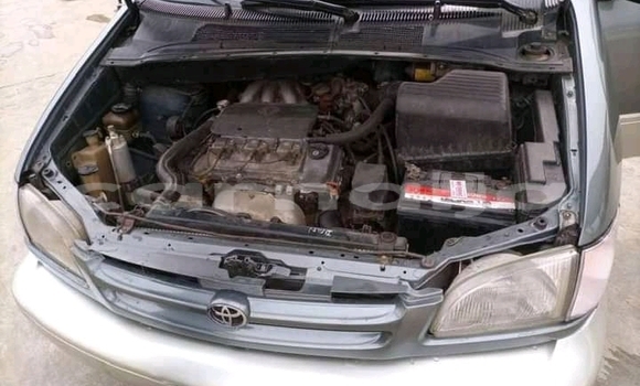 Acheter Occasion Voiture Toyota Sienna Beige à Madagala, Adamawa Acheter Occasion Voiture Toyota Sienna Beige à Madagala, Adamawa