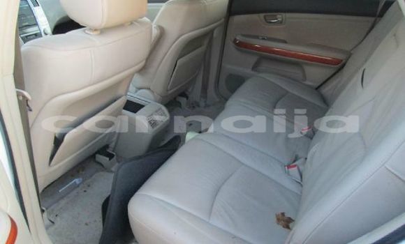 Acheter Occasion Voiture Lexus RX 330 Blanc à Abuja, État de Lagos Acheter Occasion Voiture Lexus RX 330 Blanc à Abuja, État de Lagos