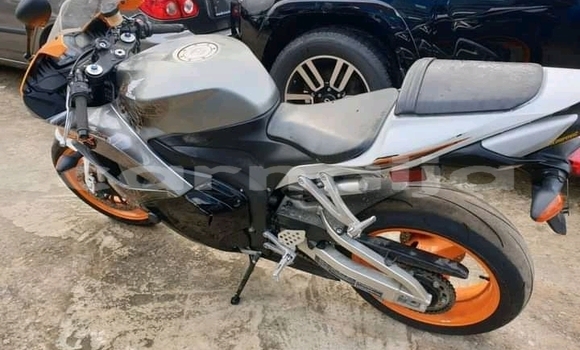 Acheter Import Moto Suzuki Katana Autre à Badagry, État de Lagos Acheter Import Moto Suzuki Katana Autre à Badagry, État de Lagos