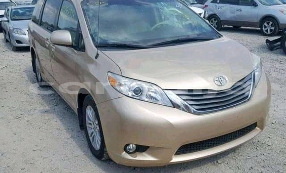 Acheter Import Voiture Toyota Sienna Autre à Ikorodu, État de Lagos Acheter Import Voiture Toyota Sienna Autre à Ikorodu, État de Lagos