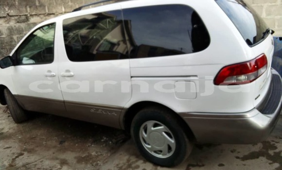 Acheter Occasion Voiture Toyota Sienna Blanc à Lagos, État de Lagos Acheter Occasion Voiture Toyota Sienna Blanc à Lagos, État de Lagos