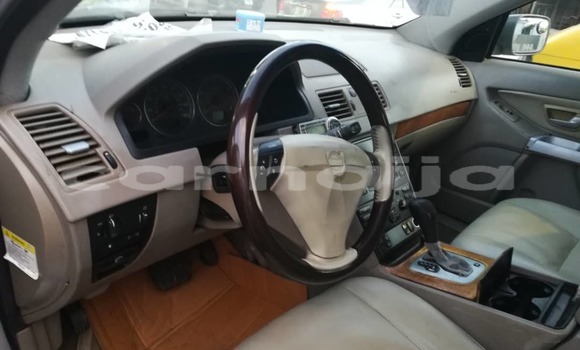 Acheter Occasion Voiture Volvo XC90 Blanc à Lagos, État de Lagos Acheter Occasion Voiture Volvo XC90 Blanc à Lagos, État de Lagos