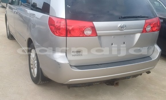 Buy Used Toyota Sienna Silver Car in Lagos in Lagos State Buy Used Toyota Sienna Silver Car in Lagos in Lagos State