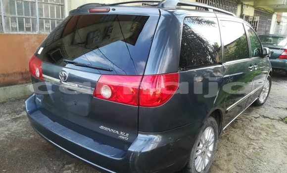 Buy Used Toyota Sienna Black Car in Lagos in Lagos State Buy Used Toyota Sienna Black Car in Lagos in Lagos State