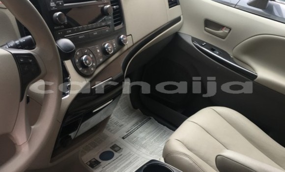 Acheter Occasion Voiture Toyota Sienna Gris à Lagos, État de Lagos Acheter Occasion Voiture Toyota Sienna Gris à Lagos, État de Lagos