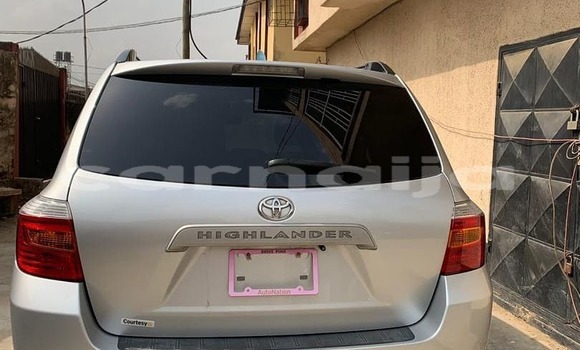 Buy Used Toyota Highlander Silver Car in Lagos in Lagos State Buy Used Toyota Highlander Silver Car in Lagos in Lagos State