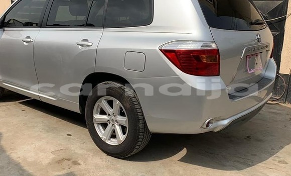 Buy Used Toyota Highlander Silver Car in Lagos in Lagos State Buy Used Toyota Highlander Silver Car in Lagos in Lagos State