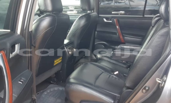 Buy Used Toyota Highlander Silver Car in Lagos in Lagos State Buy Used Toyota Highlander Silver Car in Lagos in Lagos State