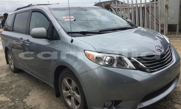 Acheter Occasion Voiture Toyota Sienna Autre à Abeokuta, État d'Ogun Acheter Occasion Voiture Toyota Sienna Autre à Abeokuta, État d'Ogun