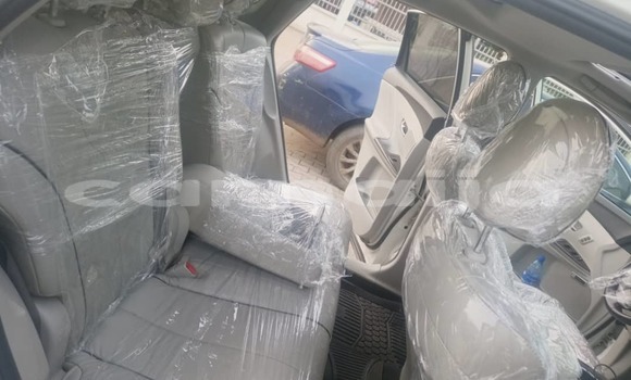 Buy Used Toyota Venza White Car in Lagos in Lagos State Buy Used Toyota Venza White Car in Lagos in Lagos State