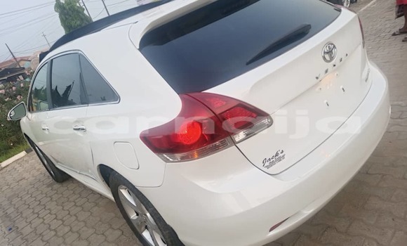 Buy Used Toyota Venza White Car in Lagos in Lagos State Buy Used Toyota Venza White Car in Lagos in Lagos State