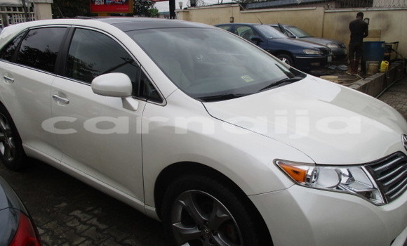 Buy Used Toyota Venza Silver Car in Lagos in Lagos State Buy Used Toyota Venza Silver Car in Lagos in Lagos State