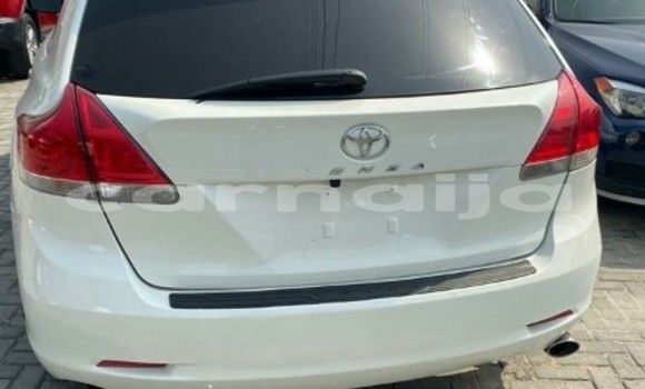 Buy Used Toyota Venza White Car in Lagos in Lagos State Buy Used Toyota Venza White Car in Lagos in Lagos State