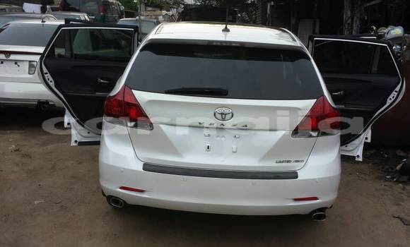 Buy Used Toyota Venza White Car in Lagos in Lagos State Buy Used Toyota Venza White Car in Lagos in Lagos State