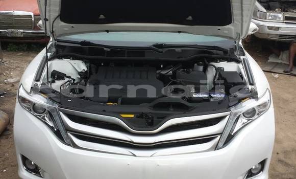 Buy Used Toyota Venza White Car in Lagos in Lagos State Buy Used Toyota Venza White Car in Lagos in Lagos State
