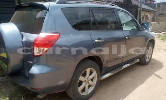 Acheter Occasion Voiture Toyota RAV4 Bleu à Lagos, État de Lagos Acheter Occasion Voiture Toyota RAV4 Bleu à Lagos, État de Lagos