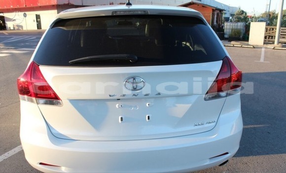 Buy Used Toyota Venza White Car in Lagos in Lagos State Buy Used Toyota Venza White Car in Lagos in Lagos State