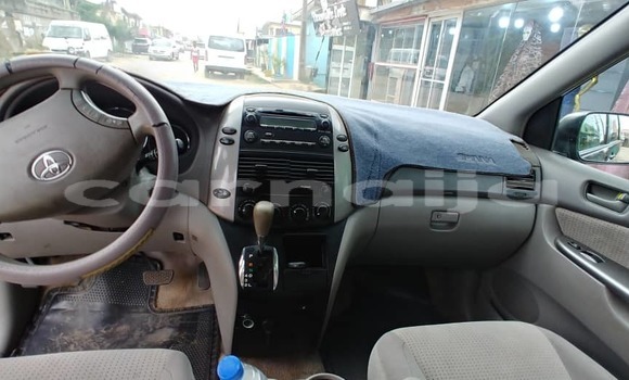 Acheter Occasion Voiture Toyota Sienna Bleu à Lagos, État de Lagos Acheter Occasion Voiture Toyota Sienna Bleu à Lagos, État de Lagos