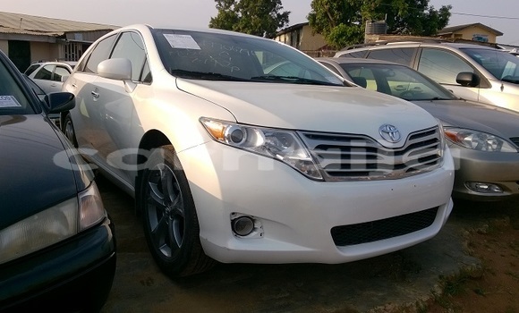Buy Used Toyota Venza White Car in Lagos in Lagos State