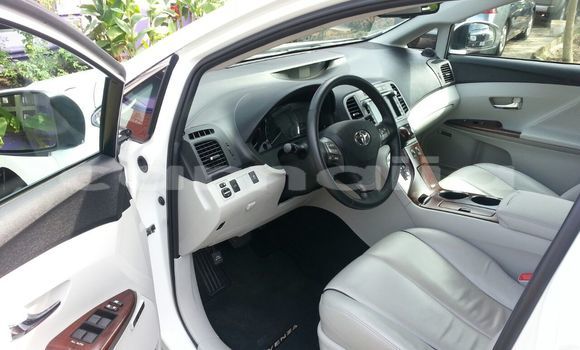 Buy Used Toyota Venza White Car in Lagos in Lagos State Buy Used Toyota Venza White Car in Lagos in Lagos State