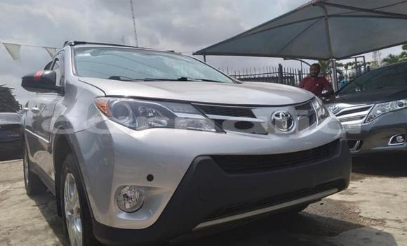 Buy Used Toyota RAV4 White Car in Lagos in Lagos State Buy Used Toyota RAV4 White Car in Lagos in Lagos State