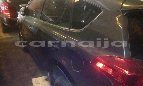 Acheter Occasion Voiture Toyota RAV4 Noir à Lagos, État de Lagos Acheter Occasion Voiture Toyota RAV4 Noir à Lagos, État de Lagos