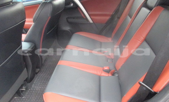 Acheter Occasion Voiture Toyota RAV4 Noir à Lagos, État de Lagos Acheter Occasion Voiture Toyota RAV4 Noir à Lagos, État de Lagos