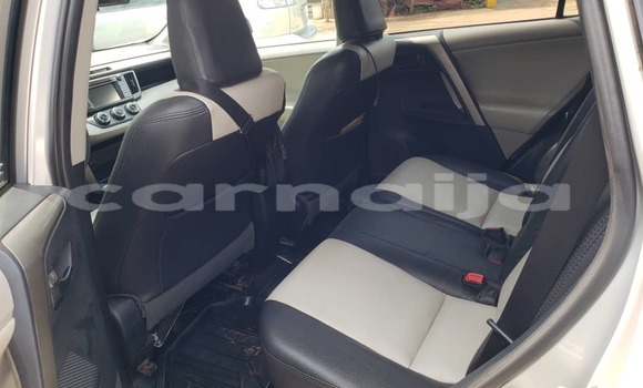 Acheter Occasion Voiture Toyota RAV4 Gris à Lagos, État de Lagos Acheter Occasion Voiture Toyota RAV4 Gris à Lagos, État de Lagos