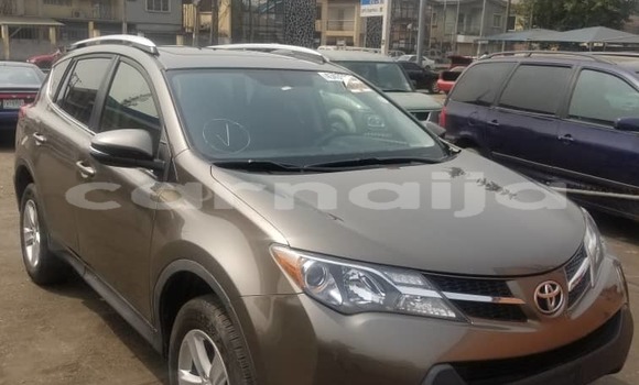 Buy Used Toyota RAV4 Beige Car in Lagos in Lagos State Buy Used Toyota RAV4 Beige Car in Lagos in Lagos State