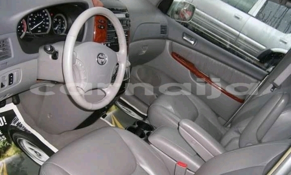 Acheter Occasion Voiture Toyota Sienna Gris à Apapa, État de Lagos Acheter Occasion Voiture Toyota Sienna Gris à Apapa, État de Lagos