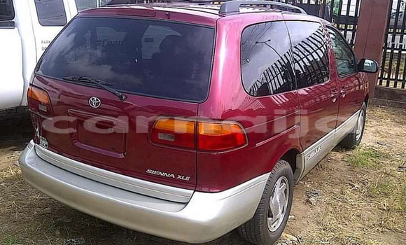 Acheter Occasion Voiture Toyota Sienna Autre à Ile–Ife, État d'Osun