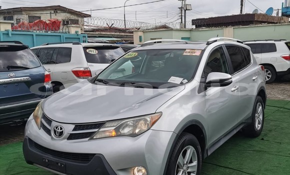 Acheter Occasion Voiture Toyota RAV4 Gris à Lagos, État de Lagos