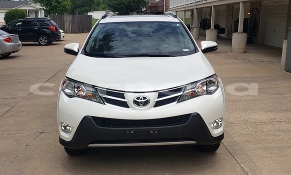 Buy Used Toyota RAV4 White Car in Lagos in Lagos State Buy Used Toyota RAV4 White Car in Lagos in Lagos State