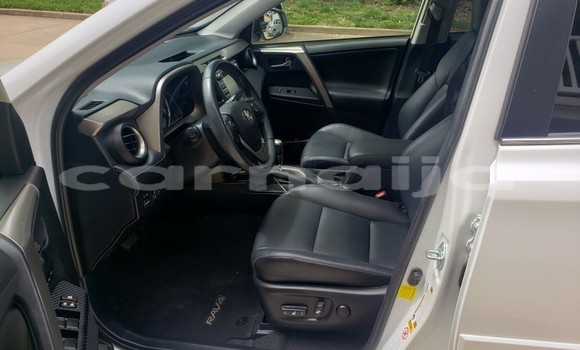 Buy Used Toyota RAV4 White Car in Lagos in Lagos State Buy Used Toyota RAV4 White Car in Lagos in Lagos State
