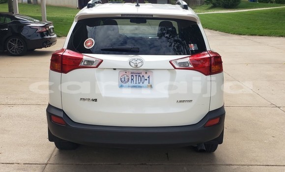 Buy Used Toyota RAV4 White Car in Lagos in Lagos State Buy Used Toyota RAV4 White Car in Lagos in Lagos State