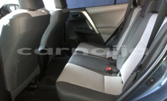 Buy Used Toyota RAV4 Silver Car in Lagos in Lagos State Buy Used Toyota RAV4 Silver Car in Lagos in Lagos State